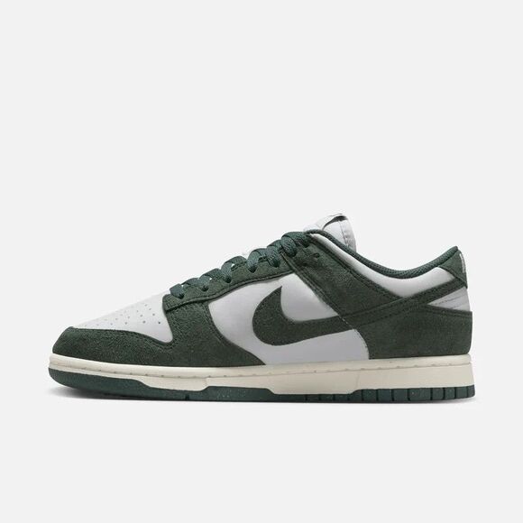 [NEW] Women's Nike Dunk Low Shoes Green HJ7673-002 - Picture 3 of 5